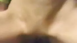 মেয়ে সমকামী, বন্ধুর ...