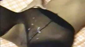 দুর্দশা, সুন্দরী বাল ...