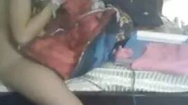তিনে মিলে, সুন্দরি স ...