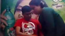 ওয়েবক্যাম, মেয়েদের ...