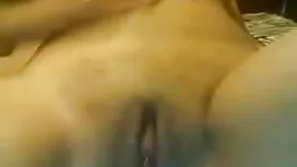 বড় সুন্দরী ভাই বোনে ...