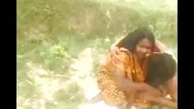বড় সুন্দরী মাগি চুদ ...
