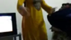 আইস পি লাল মাছ নেটে  ...